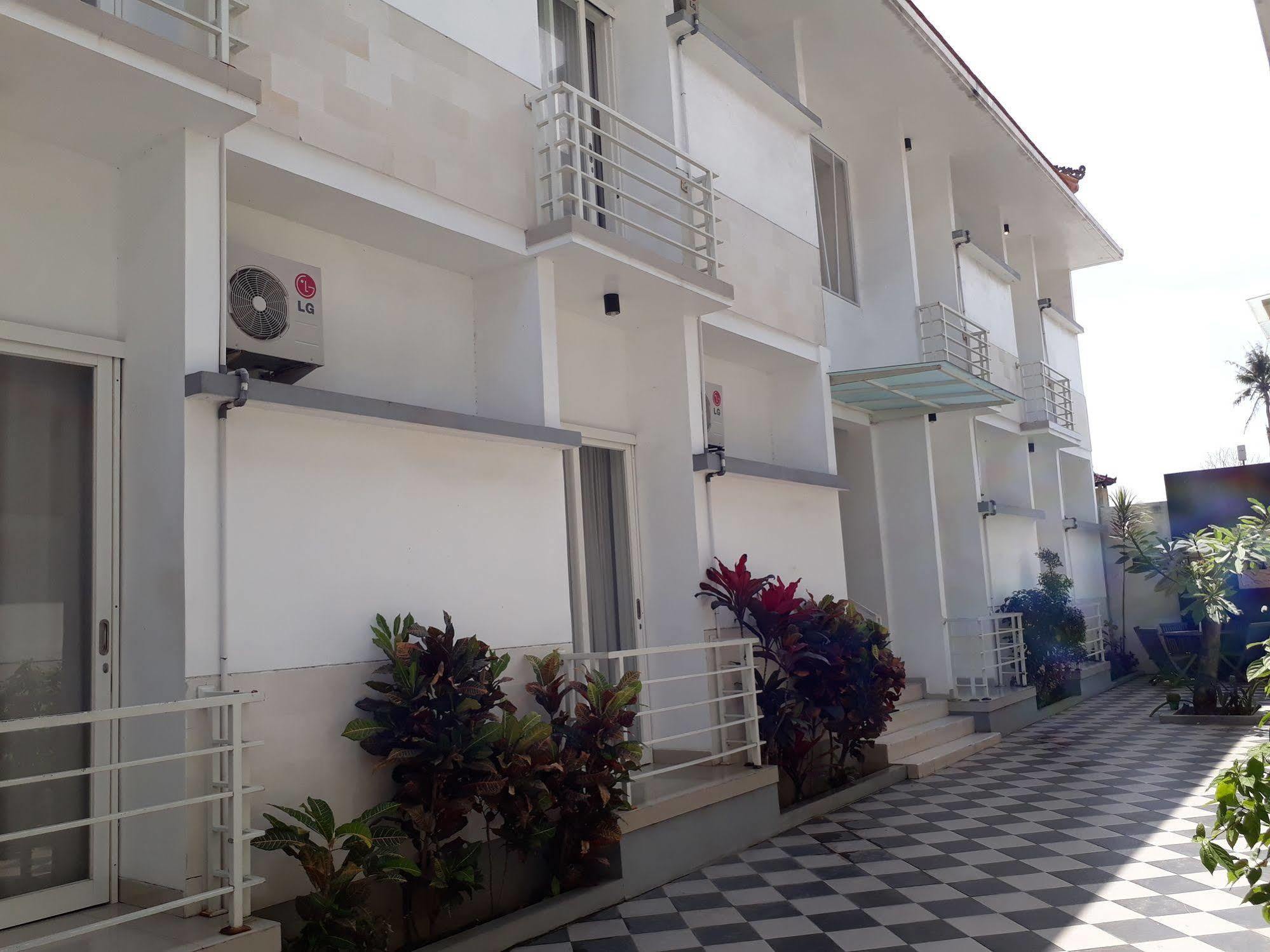 Kubu Anyar Hotel Kuta Lombok Eksteriør billede