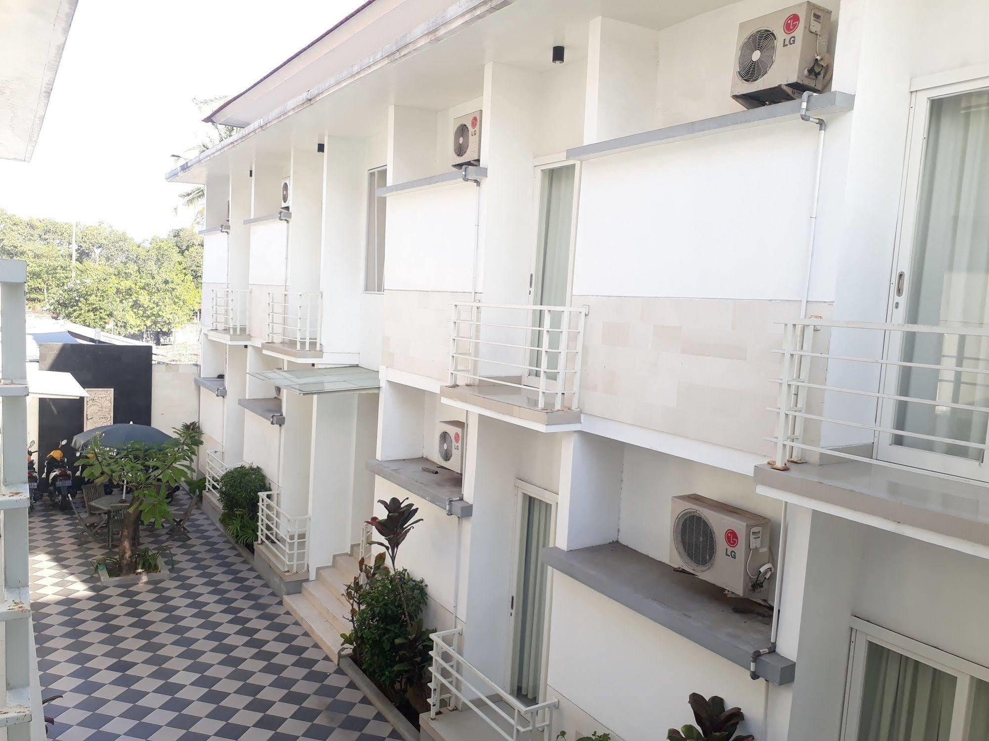 Kubu Anyar Hotel Kuta Lombok Eksteriør billede